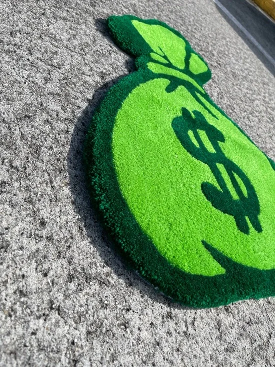 Handmade Tufted Rug - Picture 4 of 6